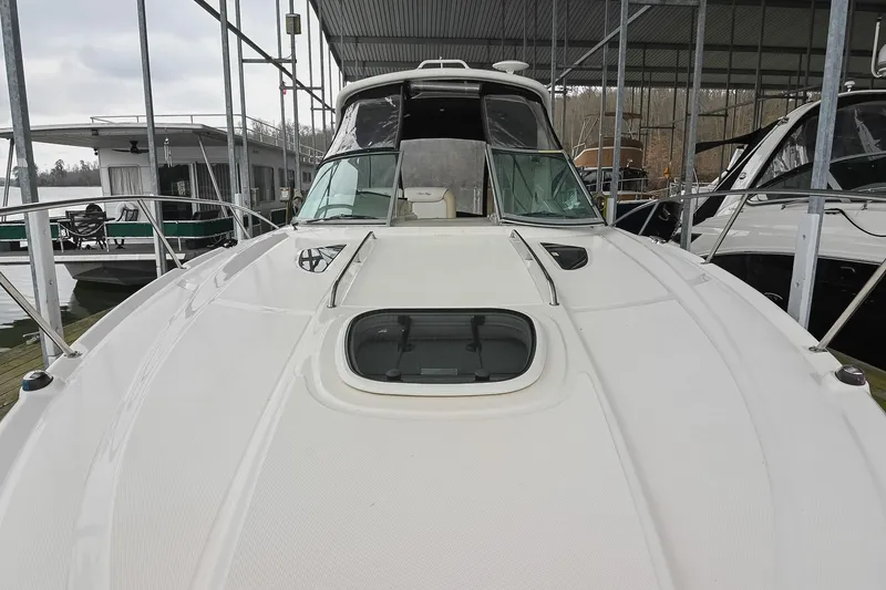 Slide: The Image of Bow of 2012 Sea Ray Sundancer 330 yacht with anchor and railing. - 51