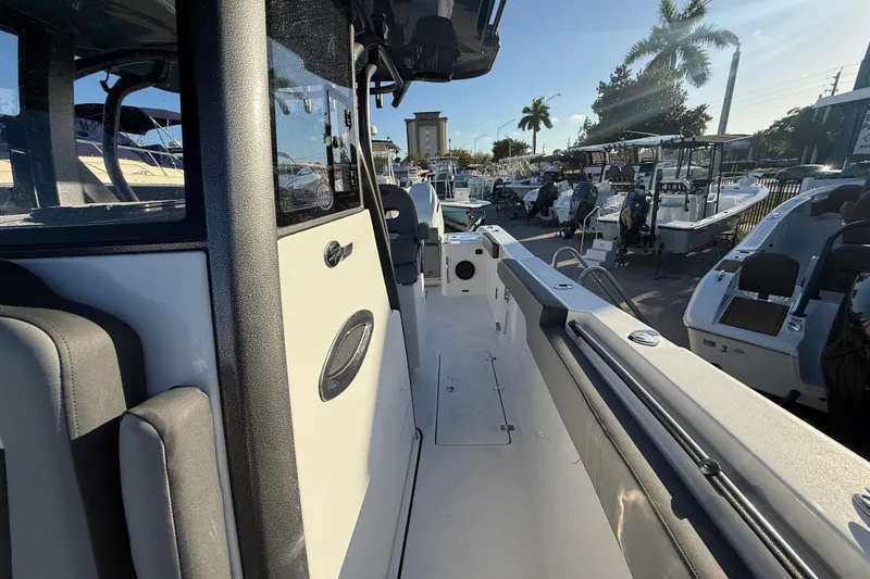 Slide: The Image of 2026 Sea Pro 292 DLX boat interior, showcasing sleek design and modern features. - 47