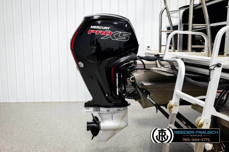 Slide: The Image of 2019 Lowe SF 212 Sport Fish with Mercury Pro XS outboard motor in showroom. - 41
