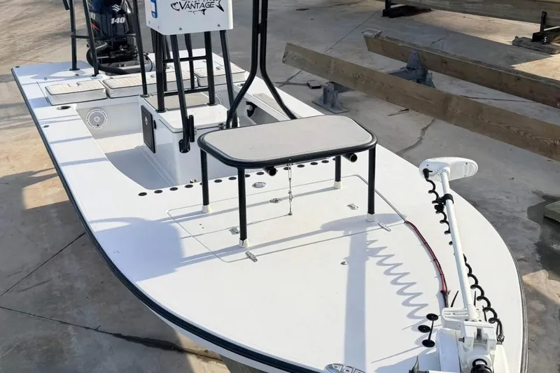 The Image of 2014 East Cape Vantage VHP boat with trolling motor and elevated platform. - 1