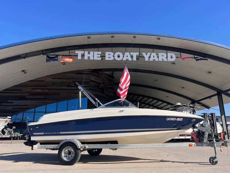 The Image of Bayliner 175 Bowrider 2014 - undefined