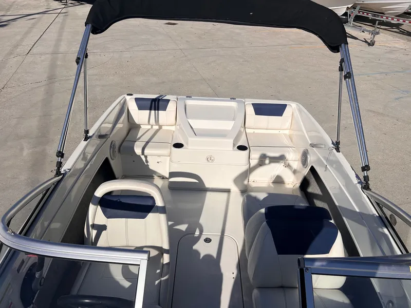 Slide: The Image of Bayliner 175 Bowrider 2014 - 5