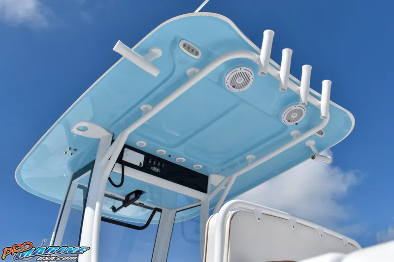 Slide: The Image of 2019 Sea Hunt Ultra 275 SE boat roof with speakers. - 15