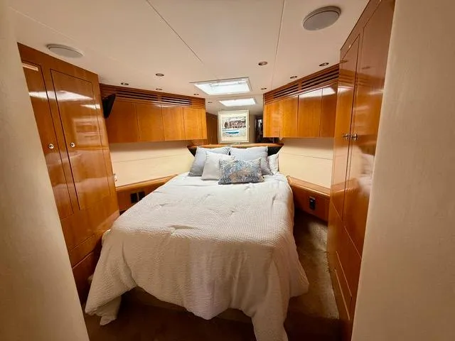 Slide: The Image of Hatteras 55 Convertible 2002 - 69