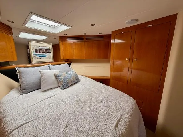 Slide: The Image of Hatteras 55 Convertible 2002 - 72