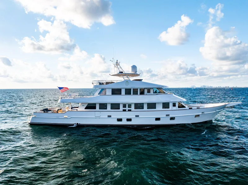 The Image of Luxury yacht Crystal Yachts 2009 on open sea. - 0