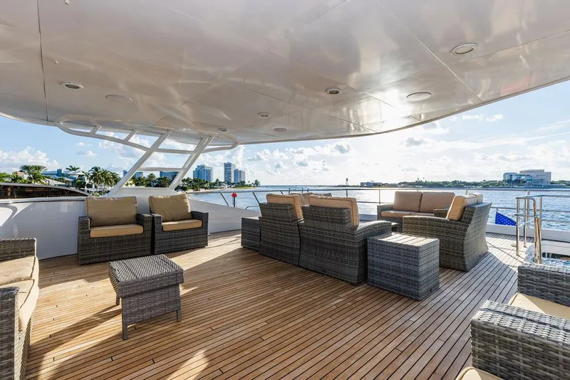 Slide: The Image of Luxury yacht on open sea, Custom Crystal Yachts 2009. - 34