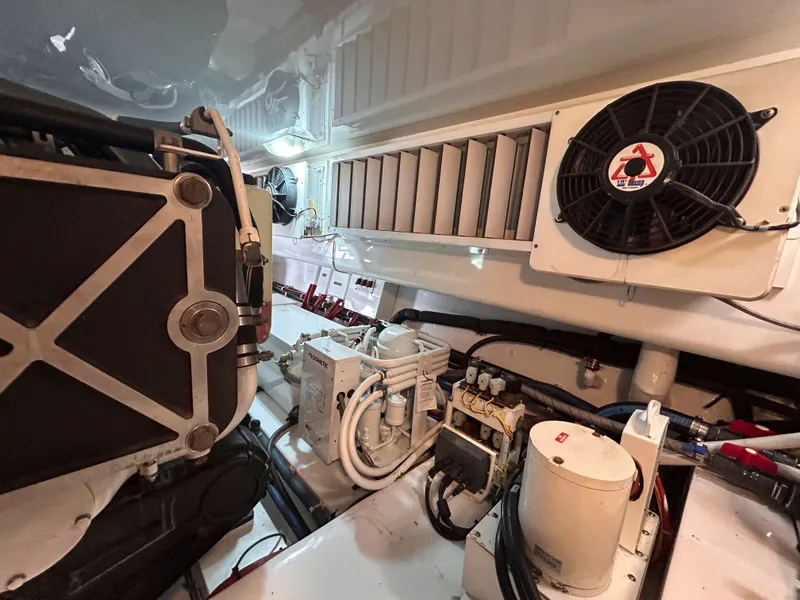 Slide: The Image of Engine room of a 2014 Viking ENC FB with fan and hoses. - 24