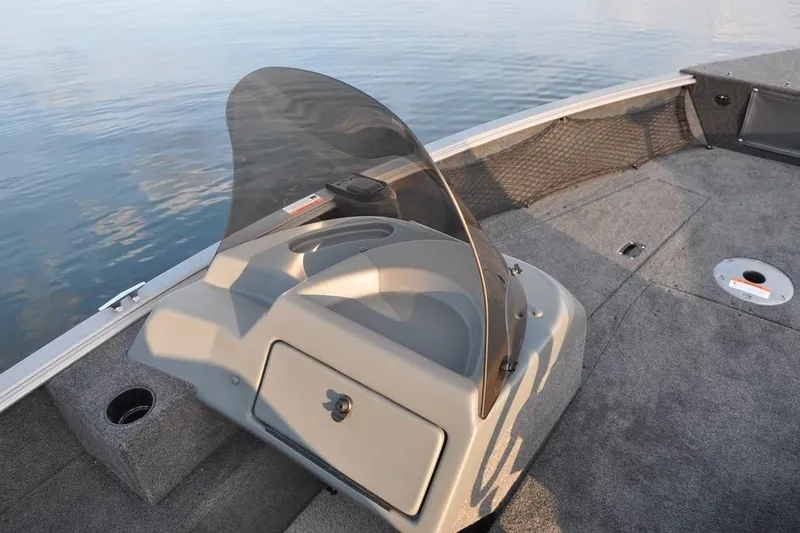 Slide: The Image of Minn Kota Terrova motor on Lund 1775 Impact boat, 2012 model. - 4