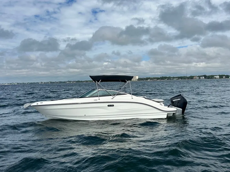 Slide: The Image of Sea Ray SLX 260 Outboard 2026 - 1
