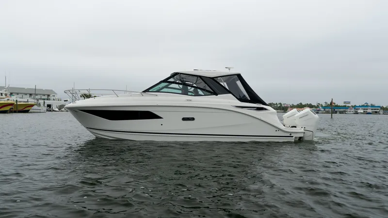 Slide: The Image of Sea Ray Sundancer 320 Outboard 2026 - 0