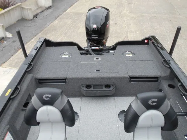 Slide: The Image of Crestliner 1850 Fish Hawk WT 2026 - 23