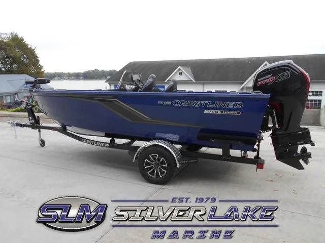 The Image of Crestliner 1750 Hawk 2026 - 1