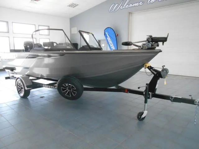 Slide: The Image of Crestliner 1750 Hawk 2026 - 4