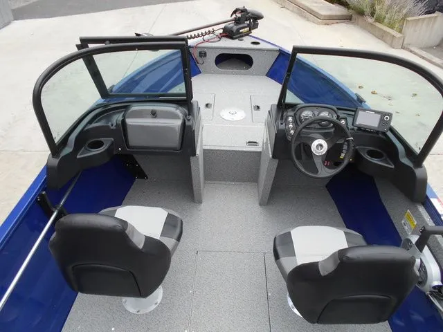 Slide: The Image of Crestliner 1650 Kodiak WT 2026 - 6