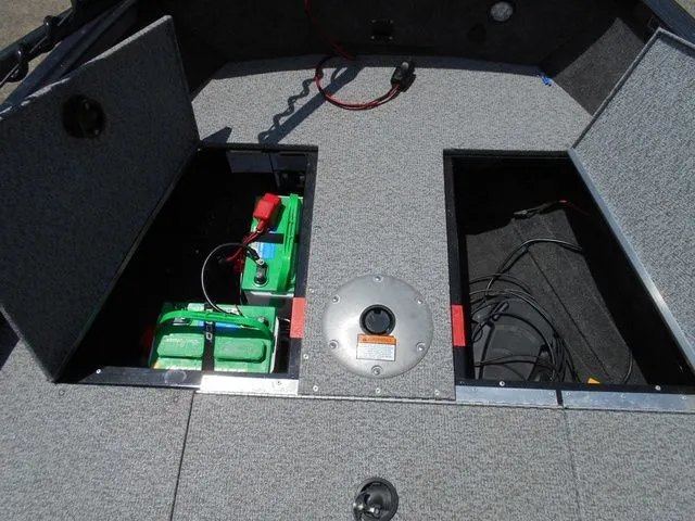 Slide: The Image of Alumacraft Classic 165 Sport 2022 - 8