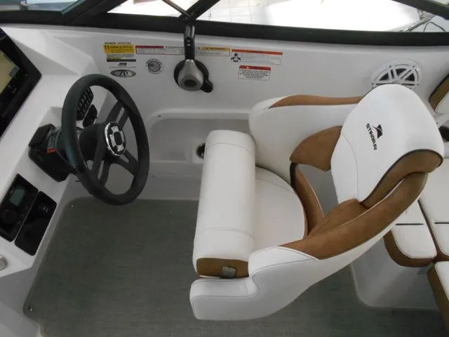 Slide: The Image of Stingray 211 DC 2026 - 15