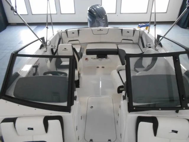 Slide: The Image of Stingray 20SBX 2026 - 13