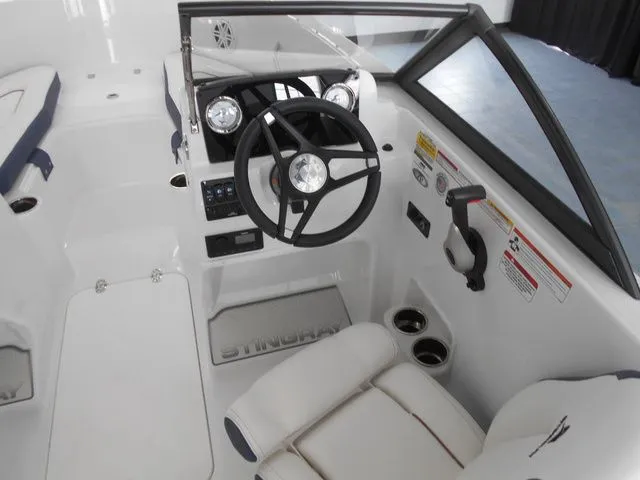 Slide: The Image of Stingray 172 DC 2026 - 15