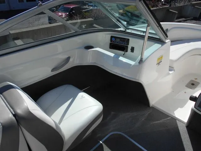 Slide: The Image of Bayliner 175 Bowrider 2009 - 10