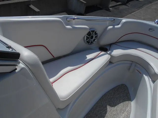 Slide: The Image of Crownline Boats 195 SS 2017 - 11