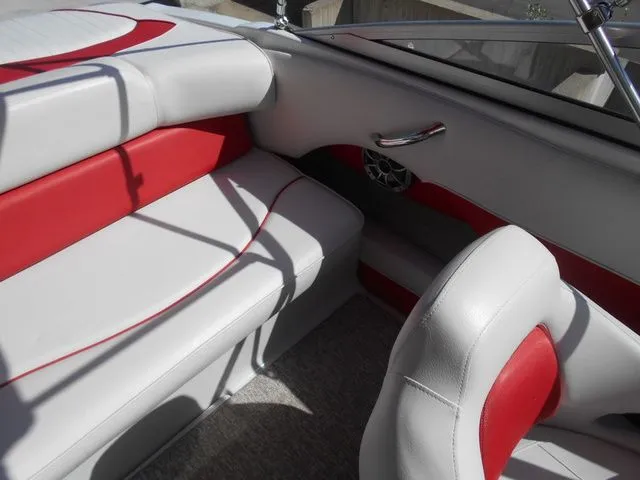 Slide: The Image of Crownline Boats 195 SS 2017 - 14