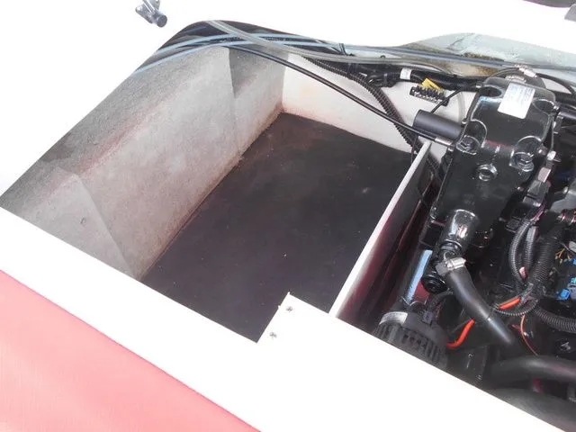 Slide: The Image of Crownline Boats 195 SS 2017 - 20