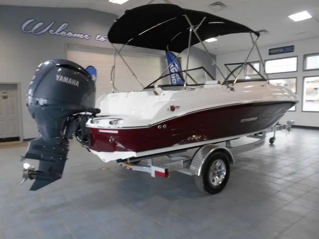 Slide: The Image of Stingray 201 DC 2025 - 2