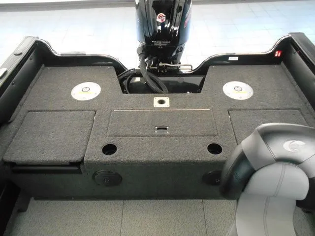 Slide: The Image of Crestliner 1850 Super Hawk 2026 - 24