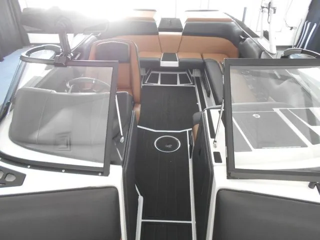 Slide: The Image of Moomba Max 2026 - 9