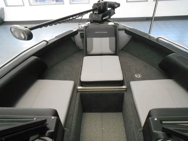 Slide: The Image of Crestliner 1950 Sportfish 2026 - 17