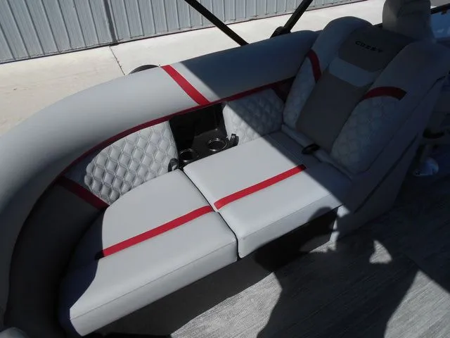 Slide: The Image of Crest Conquest 230 SLC 2026 - 10