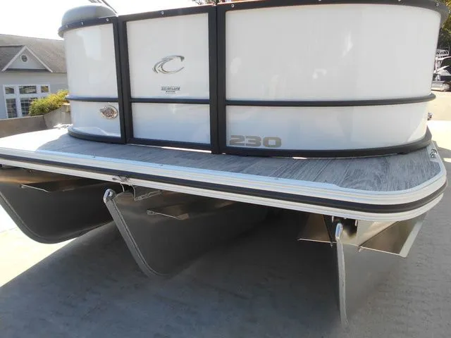 Slide: The Image of Crest Conquest 230 SLC 2026 - 4