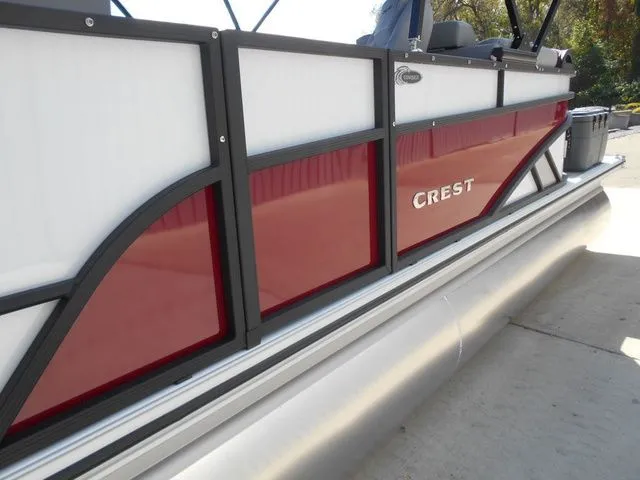 Slide: The Image of Crest Conquest 230 SLC 2026 - 5