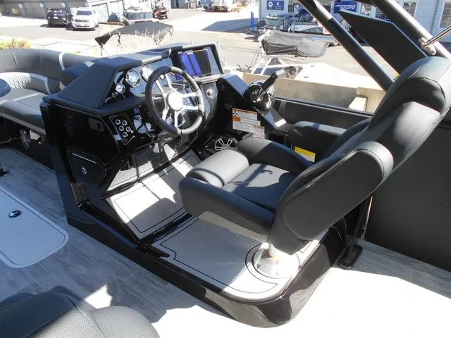 Slide: The Image of Crest Caribbean 230 SLS 2026 - 20