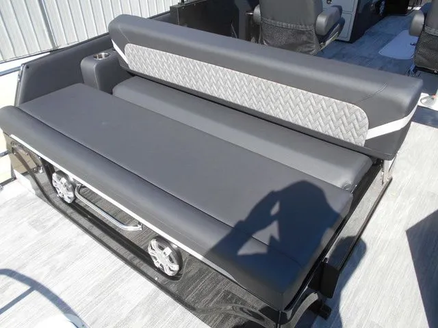 Slide: The Image of Crest Caribbean 230 SLS 2026 - 23