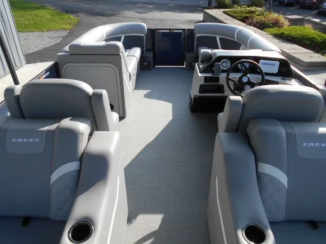 Slide: The Image of Crest Classic LX 220 SLRC 2025 - 11