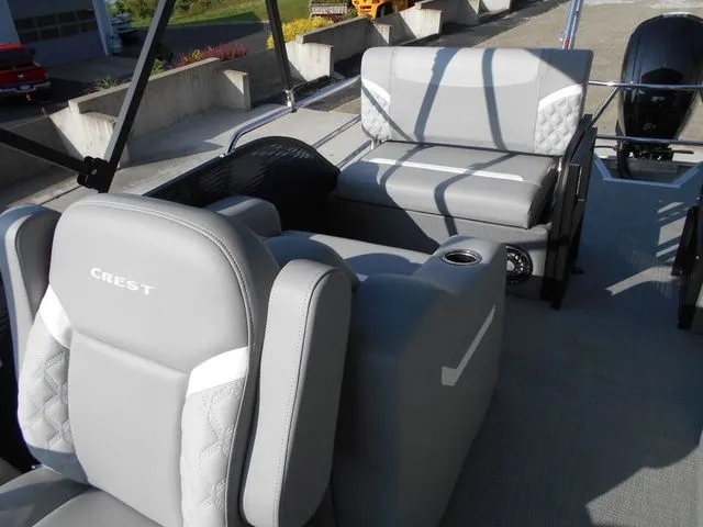 Slide: The Image of Crest Classic LX 220 SLRC 2025 - 17