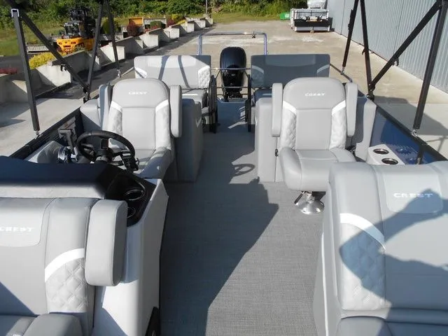 Slide: The Image of Crest Classic LX 220 SLRC 2025 - 24