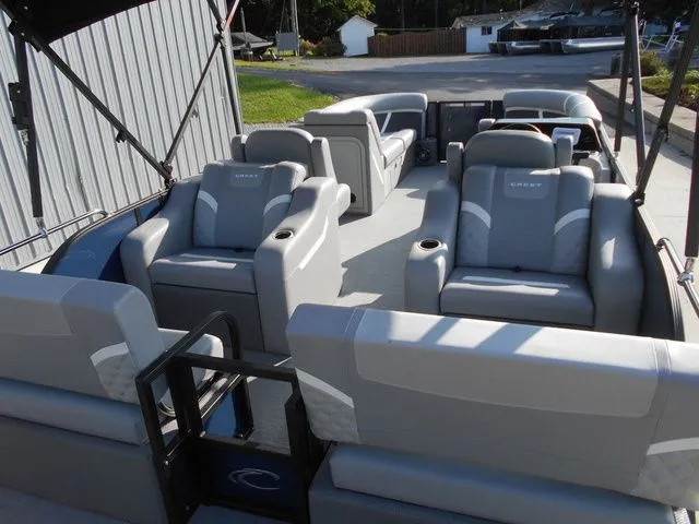 Slide: The Image of Crest Classic LX 220 SLRC 2025 - 9