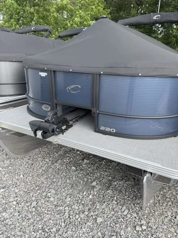 Slide: The Image of Crest Classic 220 SF Pontoon 2025 - 3