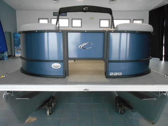 Slide: The Image of Crest Classic 220 SF Pontoon 2025 - 5