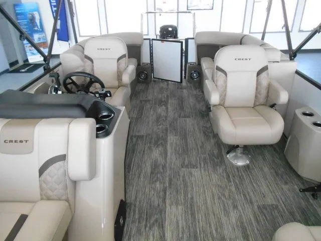 Slide: The Image of Crest Classic 200 SLC Pontoon 2025 - 17