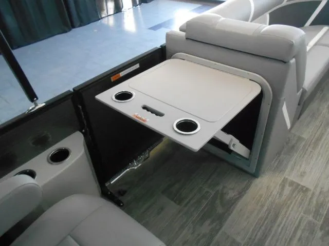 Slide: The Image of Crest Classic 220 SLC Pontoon 2025 - 14