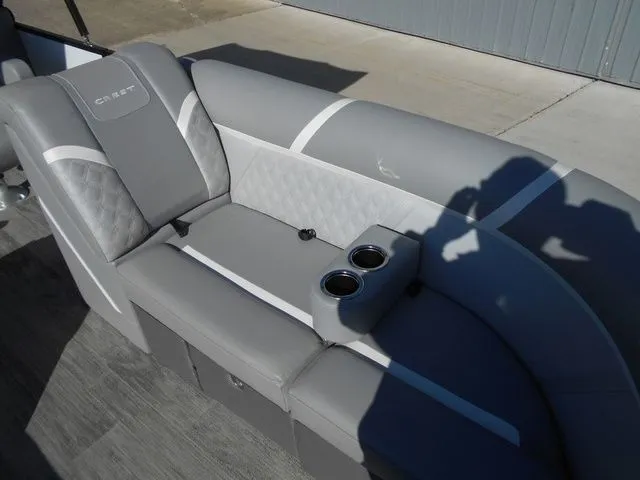 Slide: The Image of Crest Classic DLX 220 SLC CPT 2024 - 11