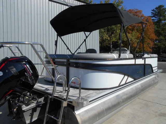 Slide: The Image of Crest Classic DLX 220 SLC CPT 2024 - 7