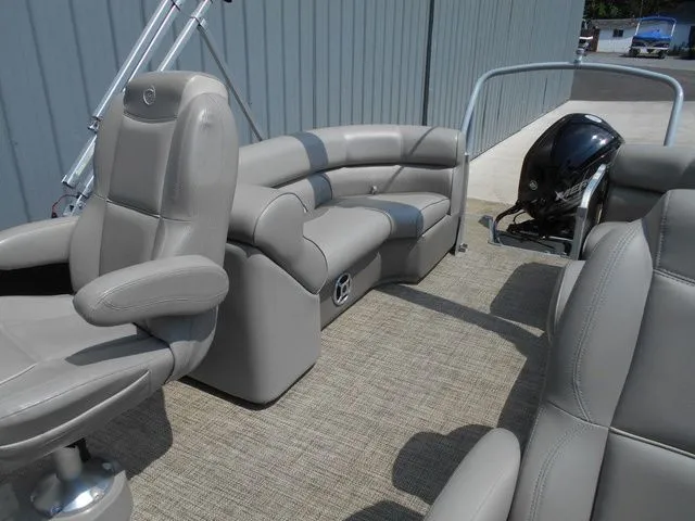 Slide: The Image of Premier Sunsation RF 230 2018 - 15