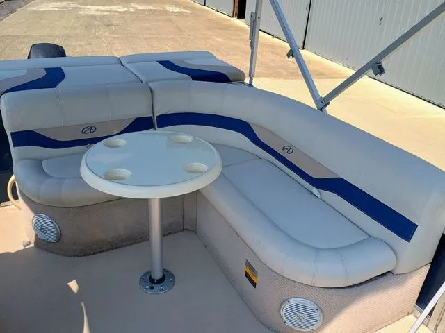 Slide: The Image of Avalon LS Cruise 19' 2014 - 14