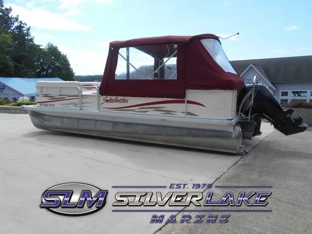 The Image of Sweetwater 2386 Tritoon 2007 - 1