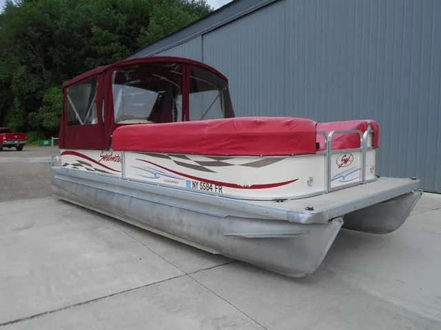 Slide: The Image of Sweetwater 2386 Tritoon 2007 - 10